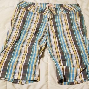 Plaid Bermuda shorts